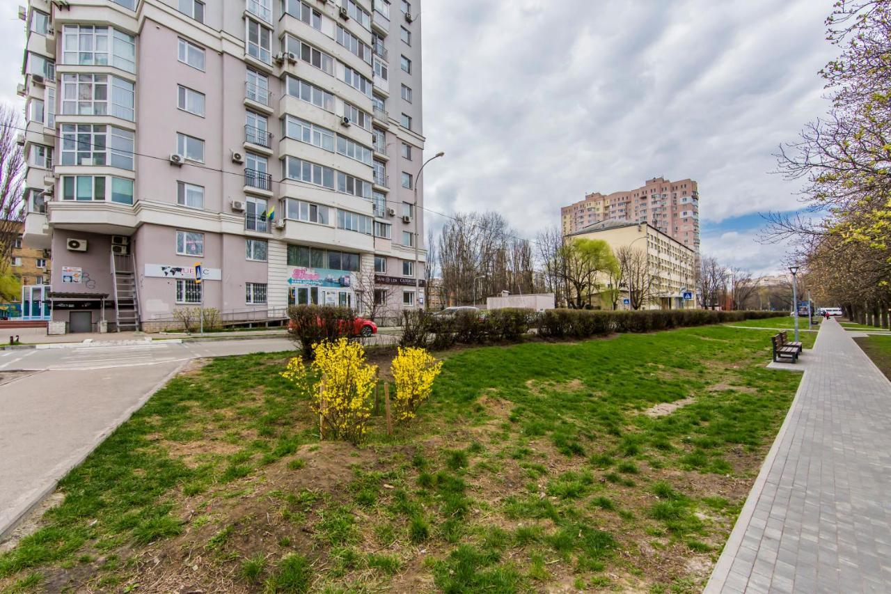 Просторная Однокомнатная Квартира Возле Скоростного Трамвая Kiev Bagian luar foto